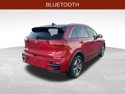 Used 2021 Kia Niro EX Premium w/ Cold Weather Package image 7
