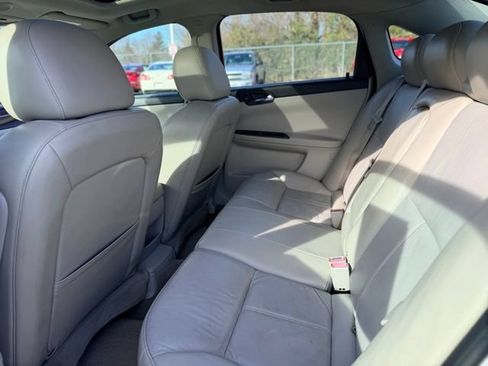 Used 2010 Chevrolet Impala LT w/ Luxury Edition Package FWD image 21
