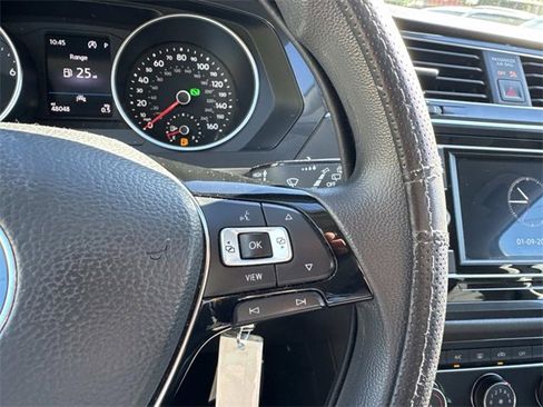 Used 2021 Volkswagen Tiguan S image 18