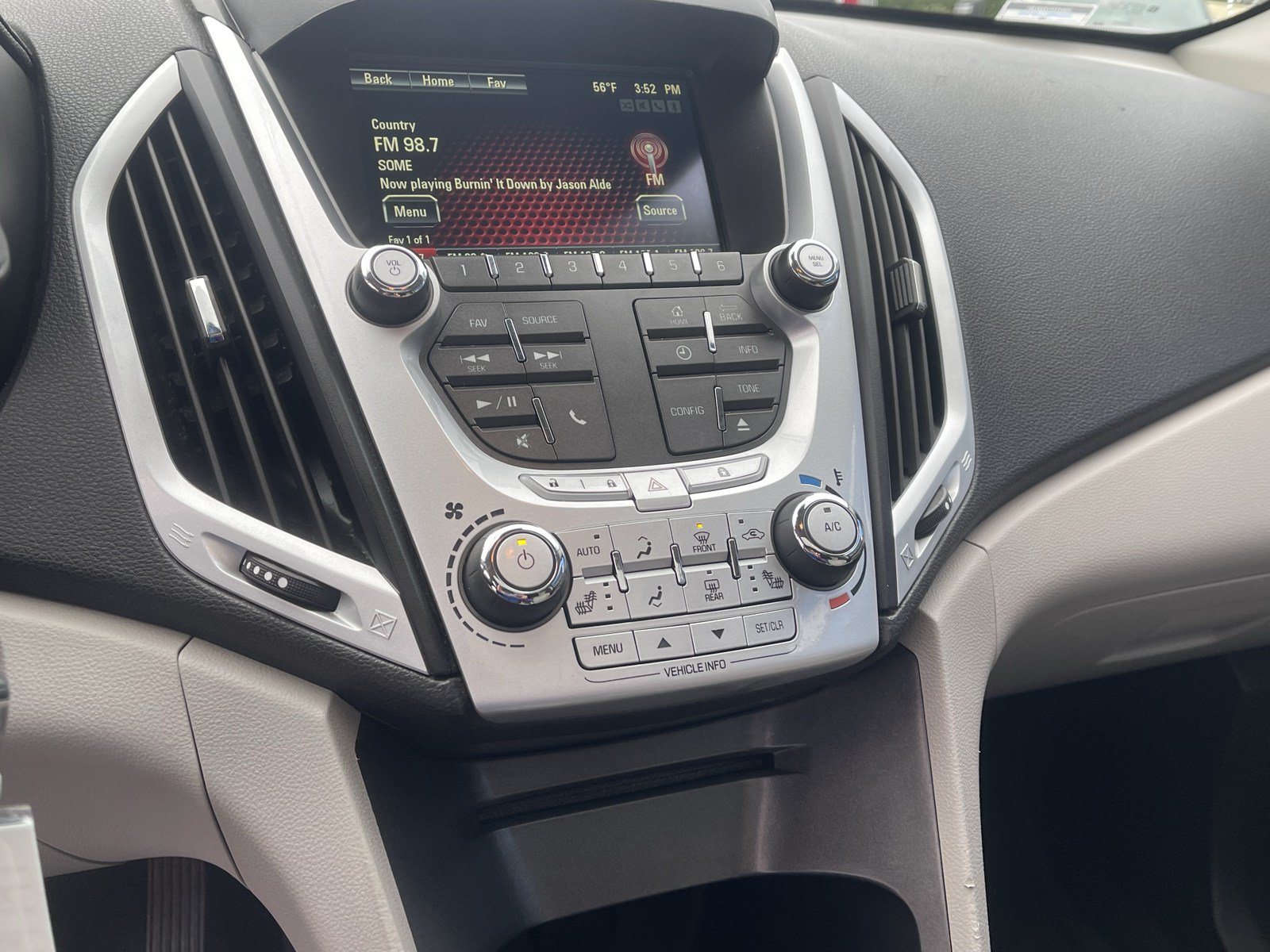 Used 2012 GMC Terrain SLT FWD image 24