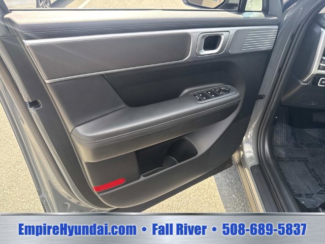 Used 2026 Hyundai Santa Fe SEL AWD/4WD image 16