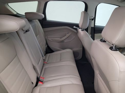 Used 2018 Ford Escape Titanium w/ Ford Safe & Smart Package image 19