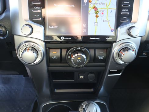 Used 2022 Toyota 4Runner TRD Sport image 31