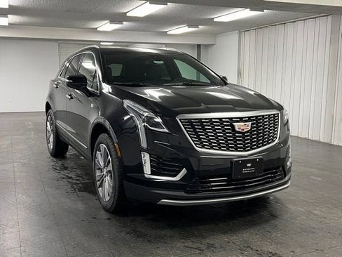 New 2025 Cadillac XT5 Premium Luxury w/ LPO, Floor Liner Package image 7