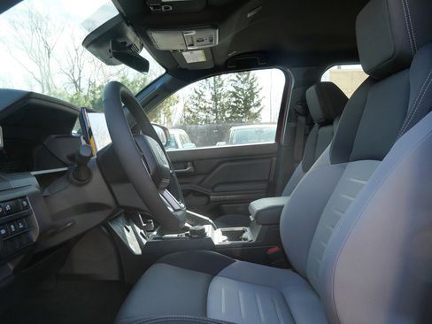 New 2026 Toyota Tacoma TRD Off-Road AWD/4WD image 5