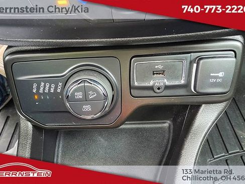Used 2021 Jeep Renegade Trailhawk w/ Sun & Sound Group image 21