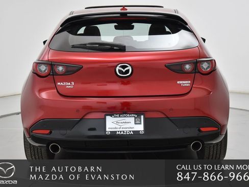 Used 2025 MAZDA MAZDA3 Hatchback w/Premium Plus Pkg image 19