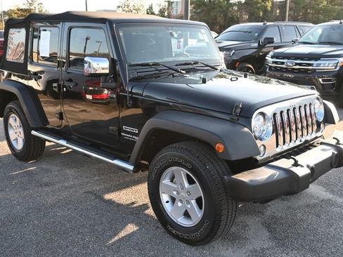 Used 2018 Jeep Wrangler Unlimited Sport S image 7