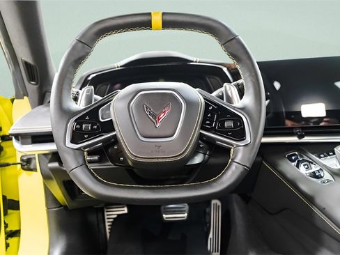 Used 2023 Chevrolet Corvette Stingray Premium Conv w/ 3LT image 10