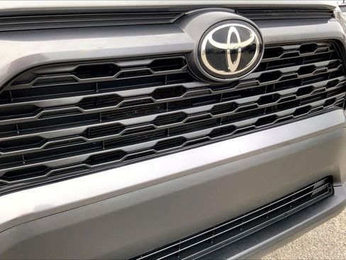 Used 2024 Toyota RAV4 XLE image 28