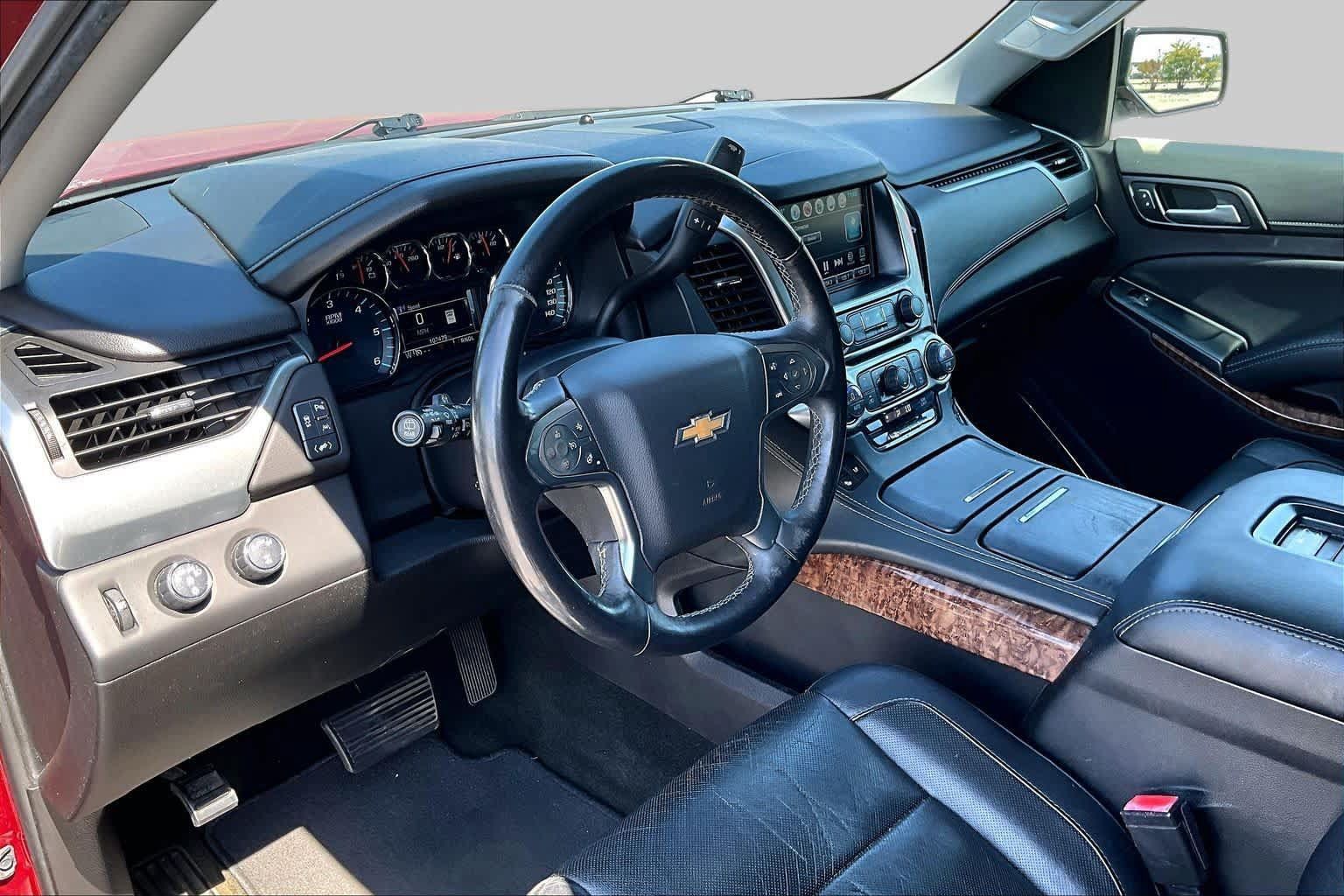 Used 2017 Chevrolet Tahoe Premier AWD/4WD image 18