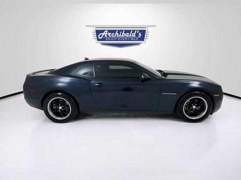 Used 2013 Chevrolet Camaro LS RWD image 9