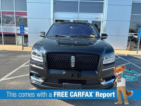 Used 2018 Lincoln Navigator L Reserve w/ Technology Package AWD/4WD image 2
