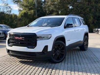 Used 2022 GMC Acadia SLT w/ Elevation Edition
