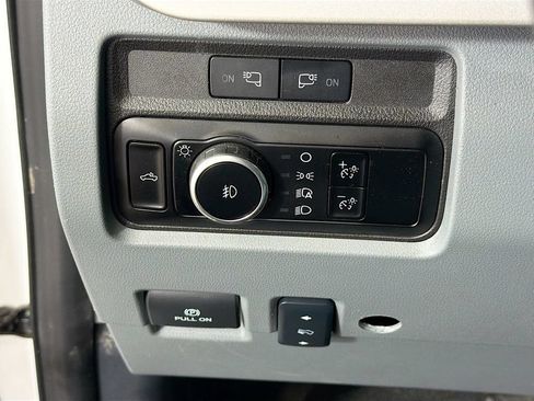 Used 2024 Ford F350 XLT w/ FX4 Off-Road Package AWD/4WD image 12
