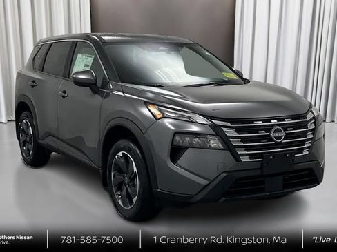 Used 2025 Nissan Rogue SV AWD/4WD image 3