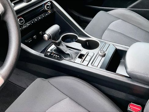 Used 2023 Kia K5 LXS image 14