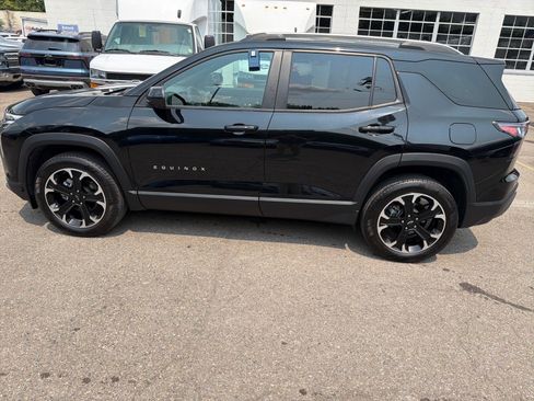 Used 2025 Chevrolet Equinox LT w/ Convenience Package II AWD/4WD image 1