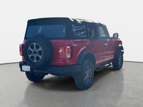 Used 2024 Ford Bronco Big Bend image 5