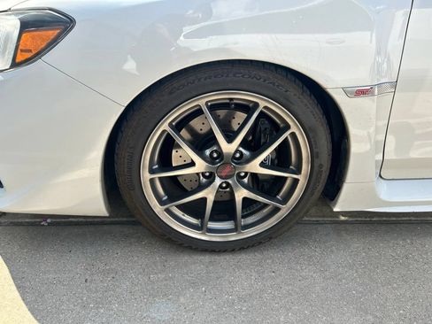 Used 2015 Subaru WRX STI Limited AWD/4WD image 4