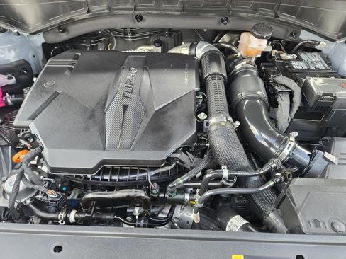 Certified 2025 Kia Sorento EX FWD image 30