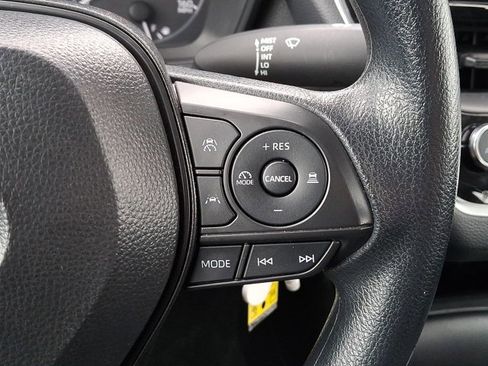 Certified 2025 Toyota Corolla LE image 20