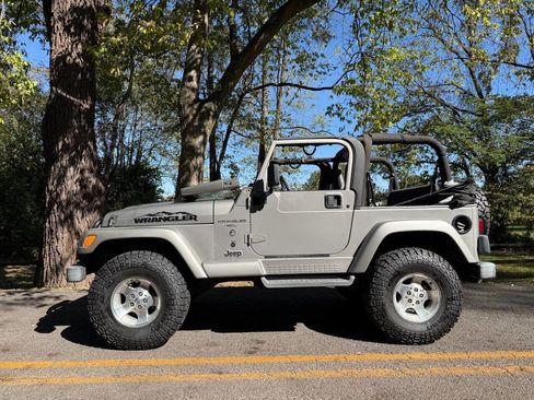 Used 2001 Jeep Wrangler Sport image 2