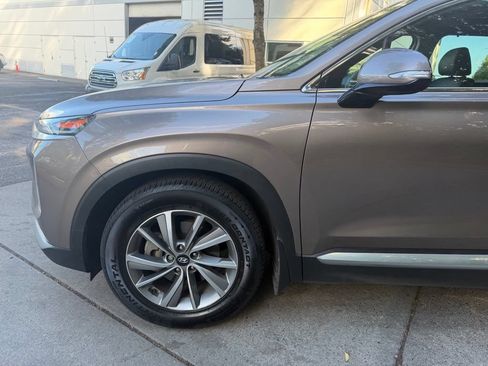 Used 2020 Hyundai Santa Fe SEL w/ Convenience + Premium Package AWD/4WD image 8