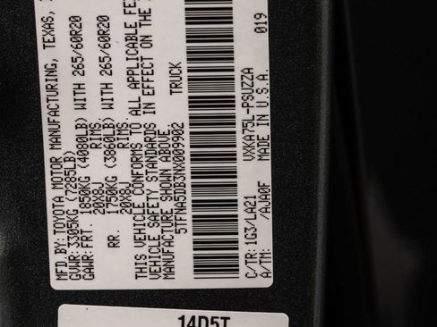 Used 2022 Toyota Tundra Platinum w/ Advanced Package AWD/4WD image 46