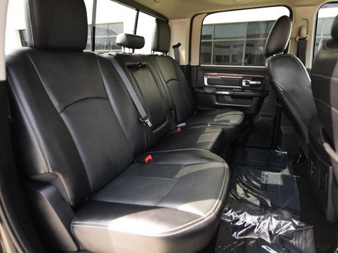 Used 2018 RAM 2500 Laramie w/ Convenience Group AWD/4WD image 16