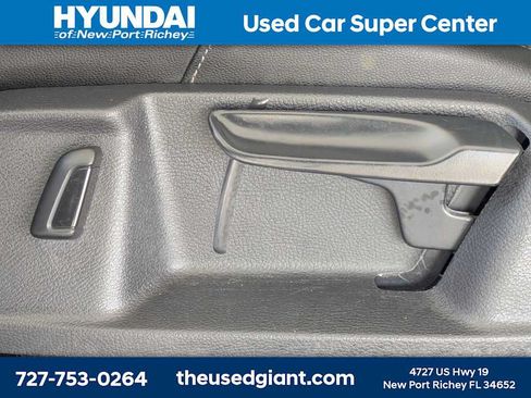 Used 2017 Volkswagen Golf Alltrack SE AWD/4WD image 23