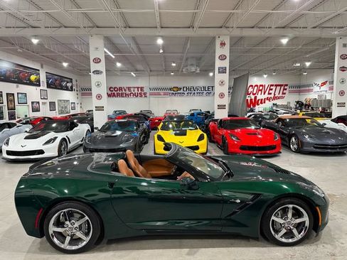 Used 2014 Chevrolet Corvette Stingray Convertible w/ 3LT Preferred Equipment Group RWD image 6