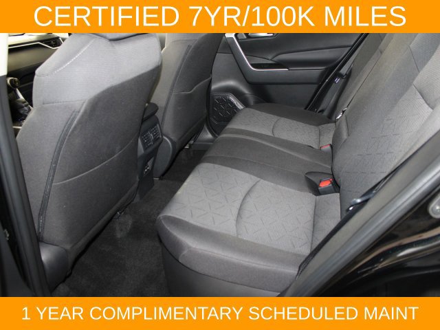 Used 2025 Toyota RAV4 XLE AWD/4WD image 13