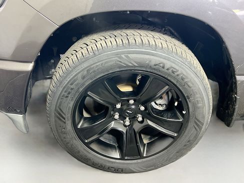 Used 2021 RAM 1500 Big Horn image 13