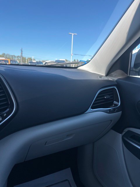 Used 2021 Jeep Cherokee Limited w/ Elite Package AWD/4WD image 40