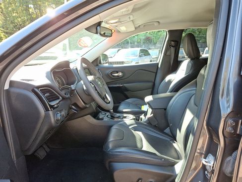 Certified 2023 Jeep Cherokee Altitude Lux image 14