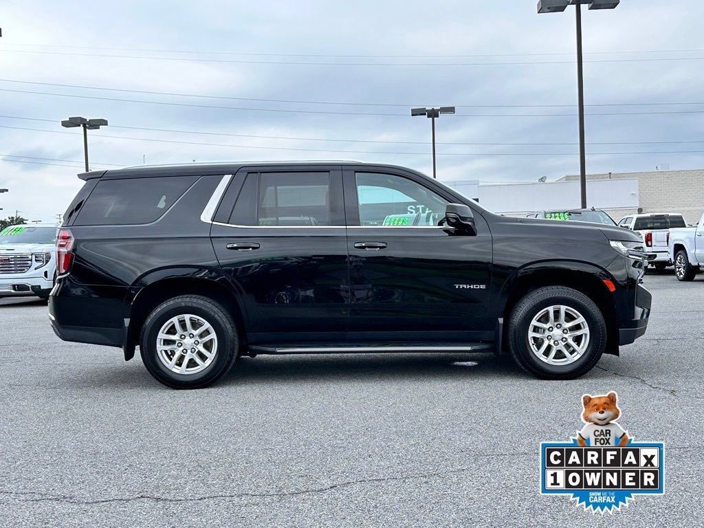 Used 2023 Chevrolet Tahoe LT w/ Luxury Package AWD/4WD image 3