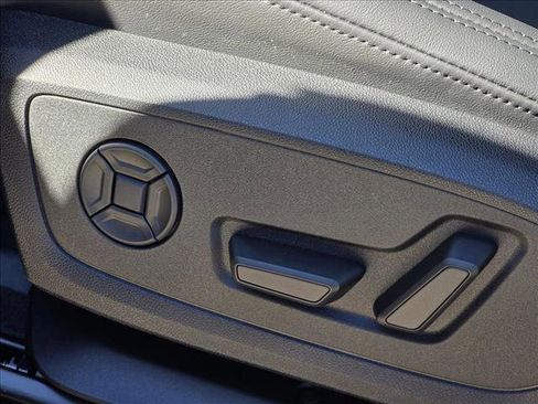 New 2025 Audi Q3 2.0T Premium image 15