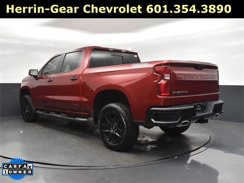 Used 2025 Chevrolet Silverado 1500 LT Trail Boss w/ Convenience Package II image 5