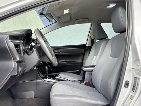 Used 2015 Toyota Corolla L image 14