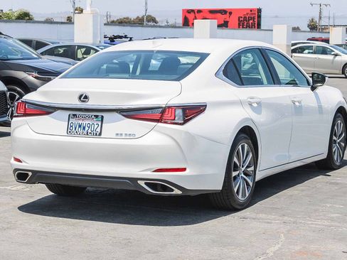 Used 2021 Lexus ES 350 w/ Accessory Package FWD image 10
