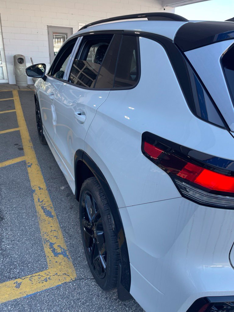 New 2026 Volkswagen Tiguan SE R-Line AWD/4WD image 14