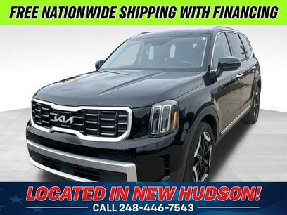Used 2023 Kia Telluride S w/ S Sunroof Package