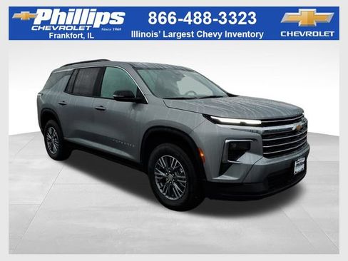 New 2026 Chevrolet Traverse LT AWD/4WD image 1