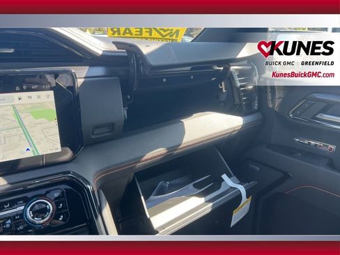 New 2026 GMC Sierra 1500 AT4 w/ AT4 Premium Package AWD/4WD image 30
