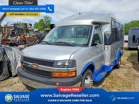 Used 2017 Chevrolet Express 3500 w/ Shuttle Bus Package RWD image 3