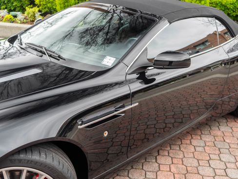 Used 2009 Aston Martin DB9 Volante image 44