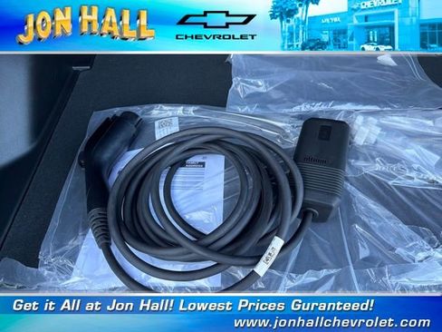 New 2026 Chevrolet Equinox EV LT image 12