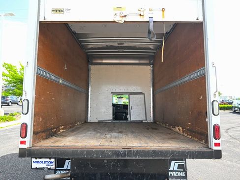 Used 2016 GMC Savana 3500 RWD image 13
