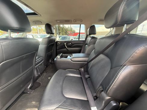 Used 2024 INFINITI QX80 Luxe AWD/4WD image 6